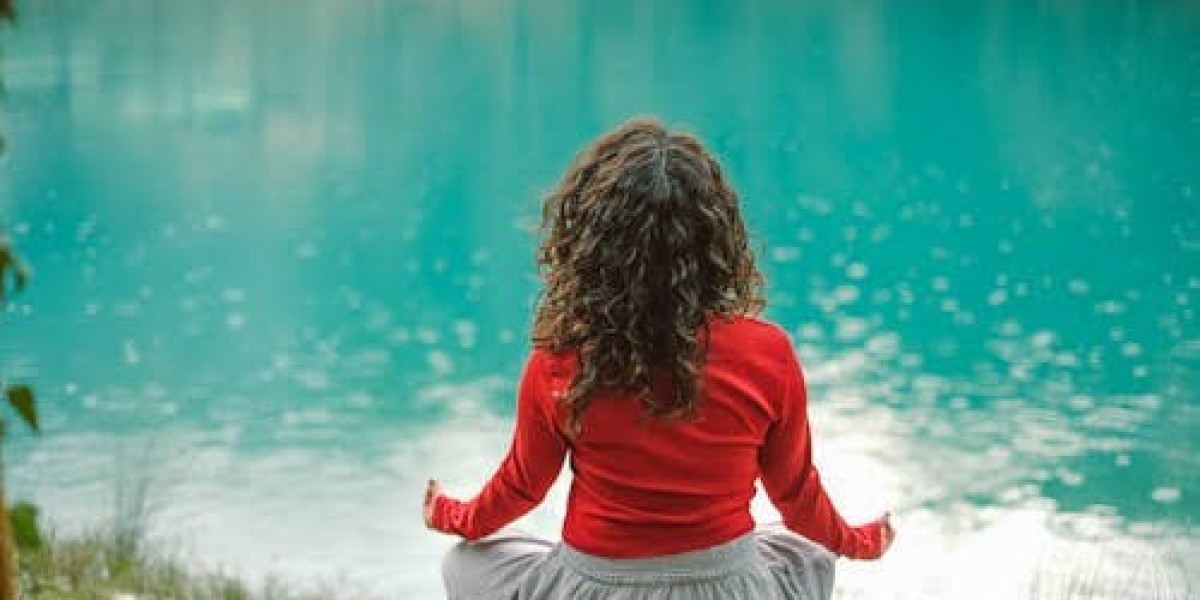 Create a Healthier Lifestyle With Yoga and Wellness in Rishikesh