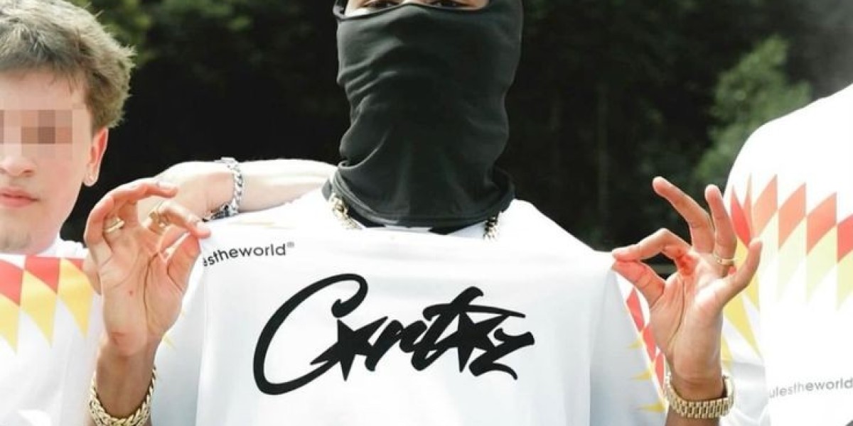 How To Build a Relaxed Urban Look with A Corteiz T Shirt