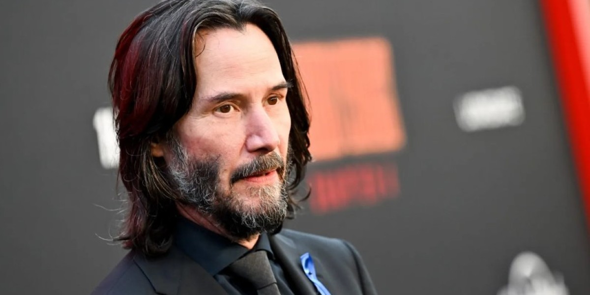 Keanu Reeves Style: Iconic Leather Jackets, Movie Outfits, and Fashion Inspiration