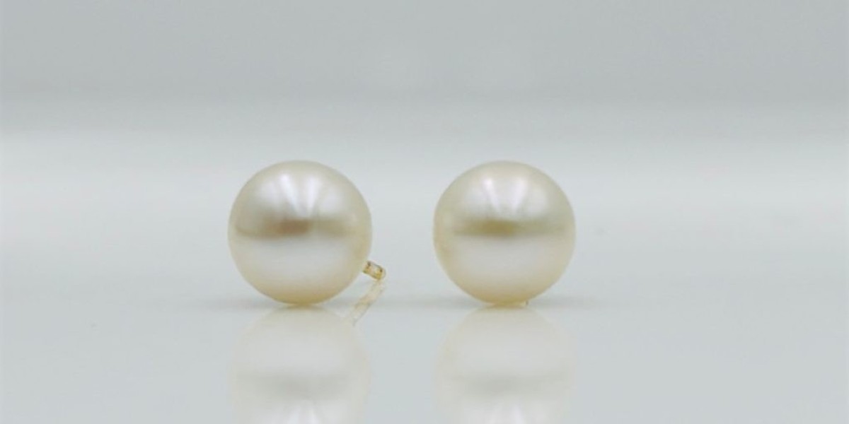 Custom Jewellery Henley: Create Bespoke Pieces That Tell Your Story
